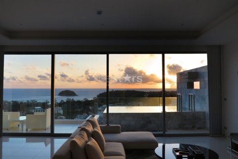 Condominio de 2 dormitorios en Phuket, Tailandia № 67181 - foto 5