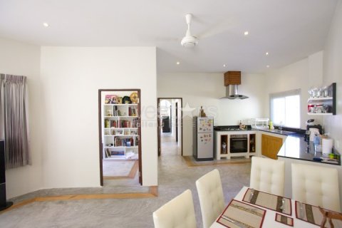 Casa de 5 dormitorios en Koh Pha Ngan, Tailandia № 67184 - foto 8