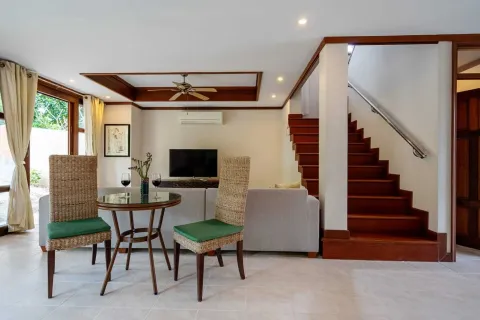 Casa de 4 dormitorios en Ko Samui, Tailandia № 148376 - foto 2