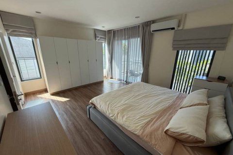 Reihenhaus in Phuket, Thailand 2 Schlafzimmer № 120204 - Foto 9