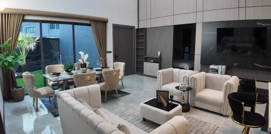 Chalet de 3 dormitorios en Pattaya, Tailandia № 160486