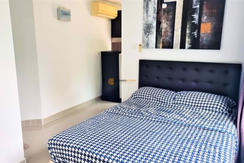 Condominio de 1 dormitorio en Jomtien Beach, Pattaya, Tailandia № 204927 - foto 2