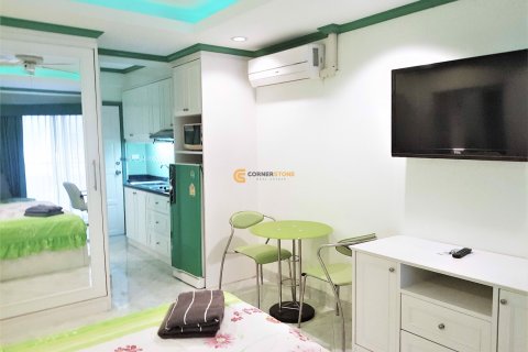 Condominio de 1 dormitorio en Jomtien Beach, Pattaya, Tailandia № 204929 - foto 4