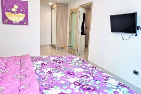 Estudio en el condominio en Jomtien Beach, Pattaya, Tailandia № 204928 - foto 7