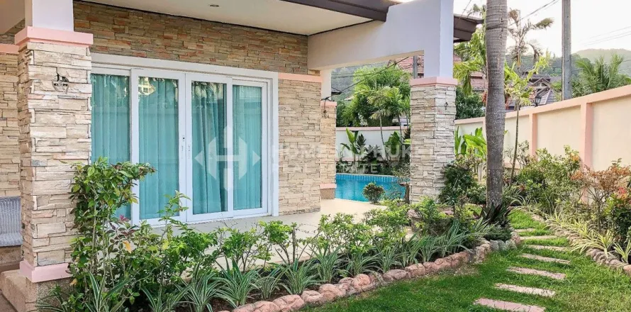 Casa de 3 dormitorios en Chalong, Tailandia № 155468