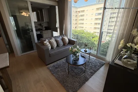 Condo in Watthana, Bangkok, Thailand, 1 bedroom  № 201351