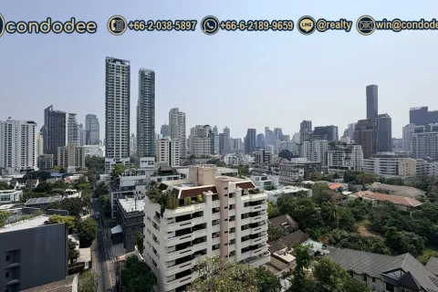 Condo in Watthana, Bangkok, Thailand, 3 bedrooms  № 201345 - photo 9