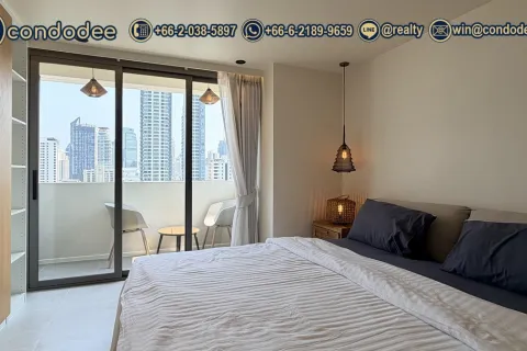 Condo in Watthana, Bangkok, Thailand, 3 bedrooms  № 201345 - photo 8