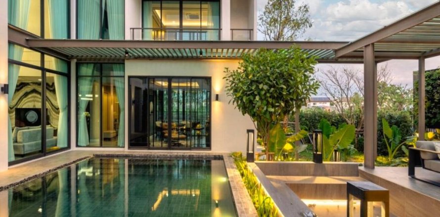 Casa de 4 dormitorios en Prawet, Bangkok, Tailandia № 115174
