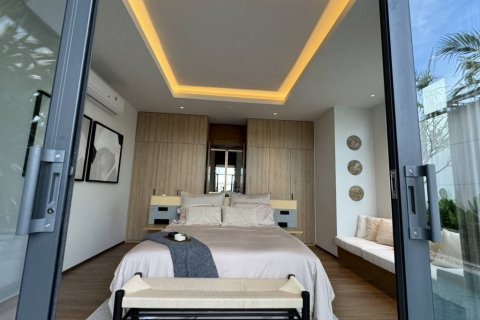 Chalet de 3 dormitorios en Phuket, Tailandia № 115172 - foto 8