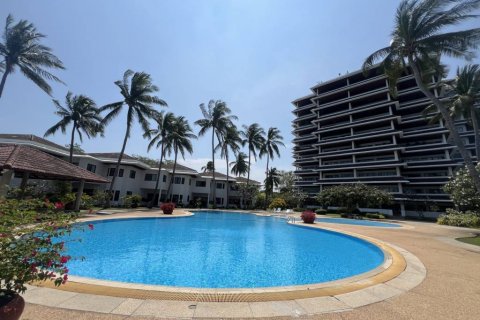 Condominio de 4 dormitorios en Cha-am, Tailandia № 135237 - foto 2