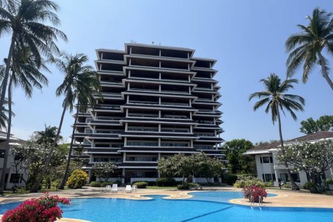 Condominio de 4 dormitorios en Cha-am, Tailandia № 135237 - foto 3