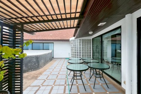 Condominio de 4 dormitorios en Cha-am, Tailandia № 135237 - foto 10