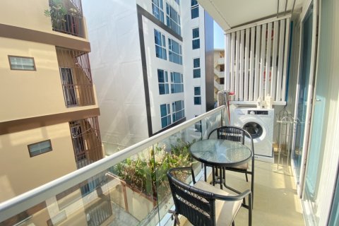 Sobre plano GRAND AVENUE RESIDENCE en Pattaya, Tailandia № 25455 - foto 12
