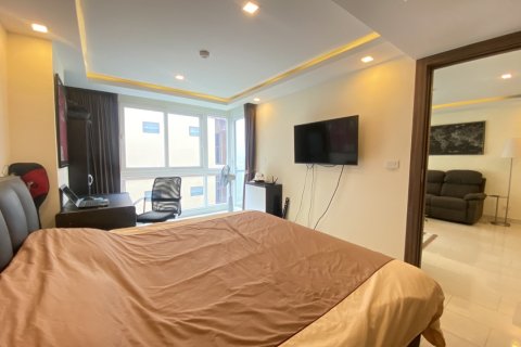 Sobre plano GRAND AVENUE RESIDENCE en Pattaya, Tailandia № 25455 - foto 3