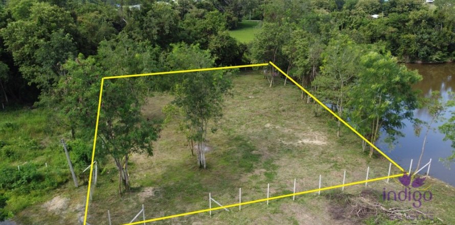 Terreno en Chiang Mai, Tailandia № 205628