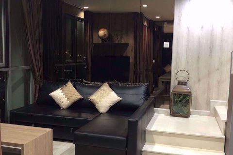 ดูเพล็กซ์ใน Ideo Mobi Sukhumvit 81, กรุงเทพฯ, ประเทศไทย 2 ห้องนอน № 70279