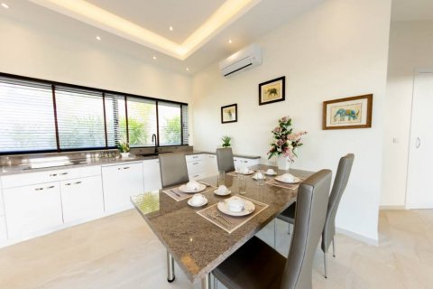 Chalet de 3 dormitorios en Hua Hin, Tailandia № 134491 - foto 7