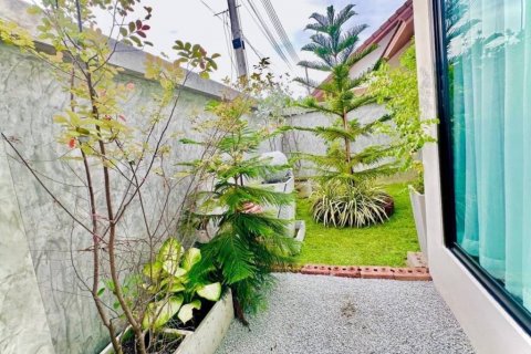Casa de 3 dormitorios en Pattaya, Tailandia № 134493 - foto 8