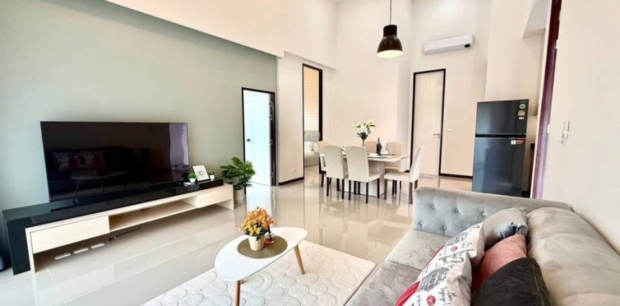Casa de 3 dormitorios en Pattaya, Tailandia № 134493