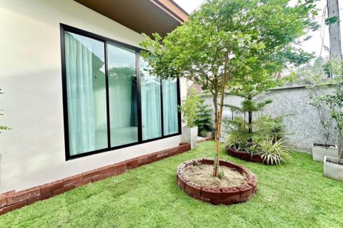 Casa de 3 dormitorios en Pattaya, Tailandia № 134493 - foto 9