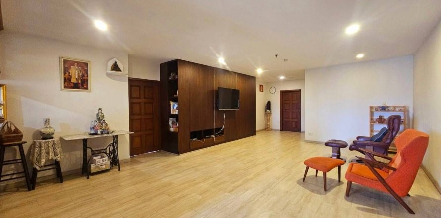 Eigentumswohnung in Watthana, Bangkok, Thailand, 3 Schlafzimmer № 169176