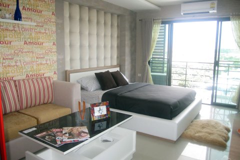Studio dans le Condo à Pattaya, Thaïlande  № 204386