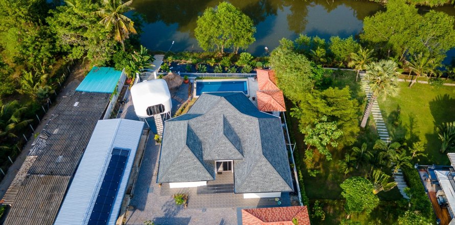 Chalet de 4 dormitorios en Pran Buri, Tailandia № 168575