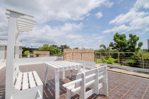 Chalet de 3 dormitorios en Hua Hin, Tailandia № 168578 - foto 22