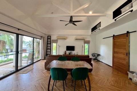 Condominio de 2 dormitorios en Hua Hin, Tailandia № 194900 - foto 7