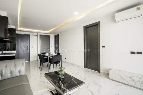 Condominio de 2 dormitorios en Bang Lamung, Tailandia № 194897 - foto 2