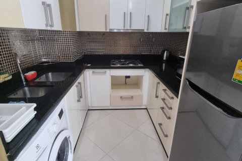 Apartamento de 2 dormitorios en Pattaya, Tailandia № 194903 - foto 6