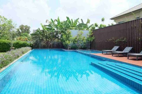 Haus in Bangkok, Thailand 3 Schlafzimmer № 183891 - Foto 7