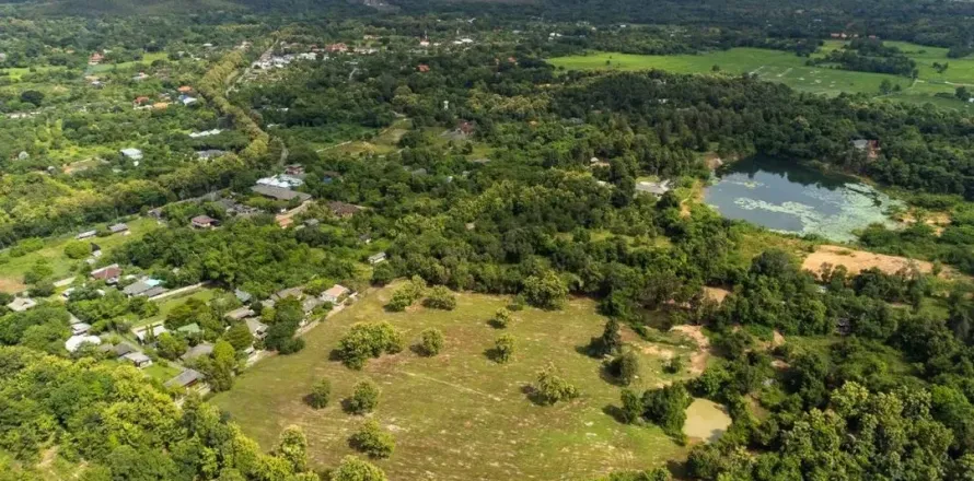 Terreno en Chiang Mai, Tailandia № 162776