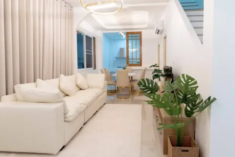 Chalet de 4 dormitorios en Chiang Mai, Tailandia № 162772 - foto 2
