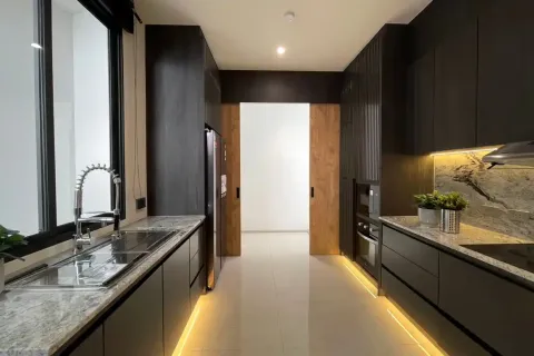 Chalet de 4 dormitorios en Chiang Mai, Tailandia № 162775 - foto 6
