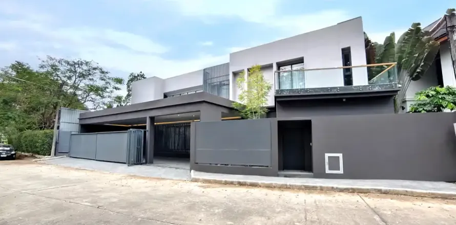 Chalet de 4 dormitorios en Chiang Mai, Tailandia № 162775