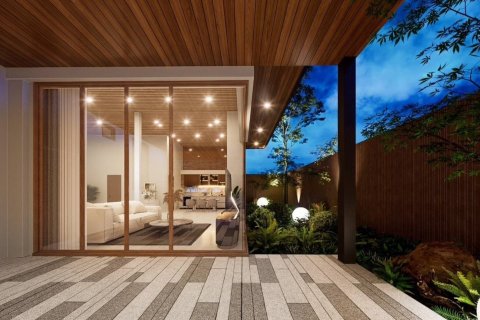 Chalet de 4 dormitorios en Pattaya, Tailandia № 203480 - foto 4