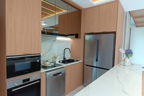 Chalet de 5 dormitorios en Pattaya, Tailandia № 203478 - foto 9