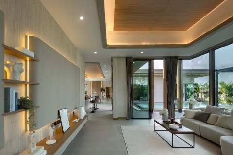 Chalet de 3 dormitorios en Pattaya, Tailandia № 203477 - foto 18