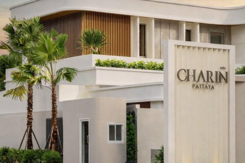 Chalet de 4 dormitorios en Pattaya, Tailandia № 203482 - foto 2