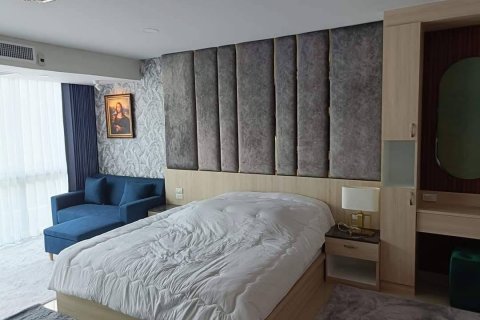Apartamento de 3 habitaciones en Pattaya, Tailandia № 172579 - foto 7