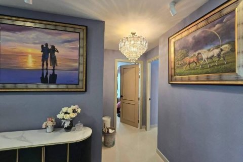 Apartamento de 3 habitaciones en Pattaya, Tailandia № 172579 - foto 5