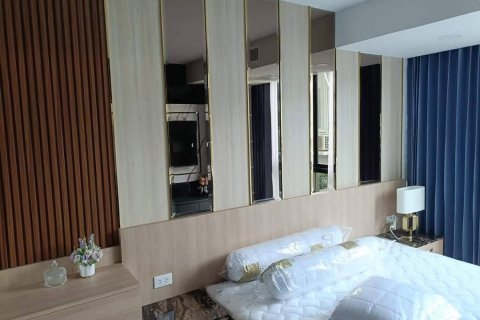 Apartamento de 3 habitaciones en Pattaya, Tailandia № 172579 - foto 8