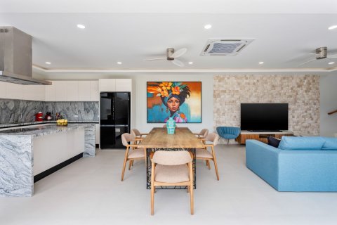 Casa de 3 dormitorios en Ko Samui, Tailandia № 172577 - foto 8