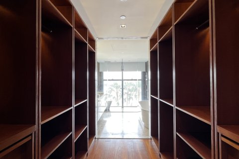 Condo in Sathon, Bangkok, Thailand, 3 bedrooms № 201284 - photo 13