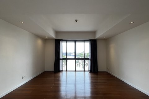 Condo in Sathon, Bangkok, Thailand, 3 bedrooms № 201284 - photo 10