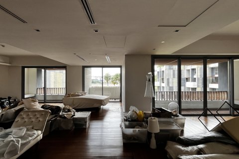 Condo in Sathon, Bangkok, Thailand, 3 bedrooms № 201282 - photo 3