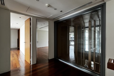 Condo in Sathon, Bangkok, Thailand, 3 bedrooms № 201282 - photo 10
