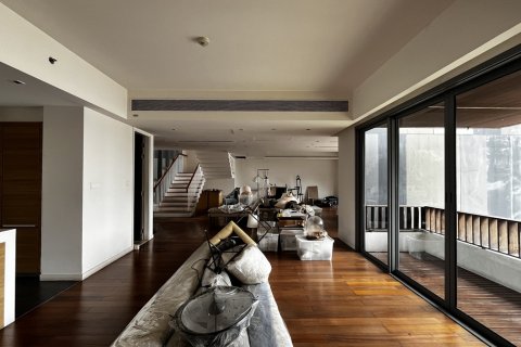Condo in Sathon, Bangkok, Thailand, 3 bedrooms № 201282 - photo 4